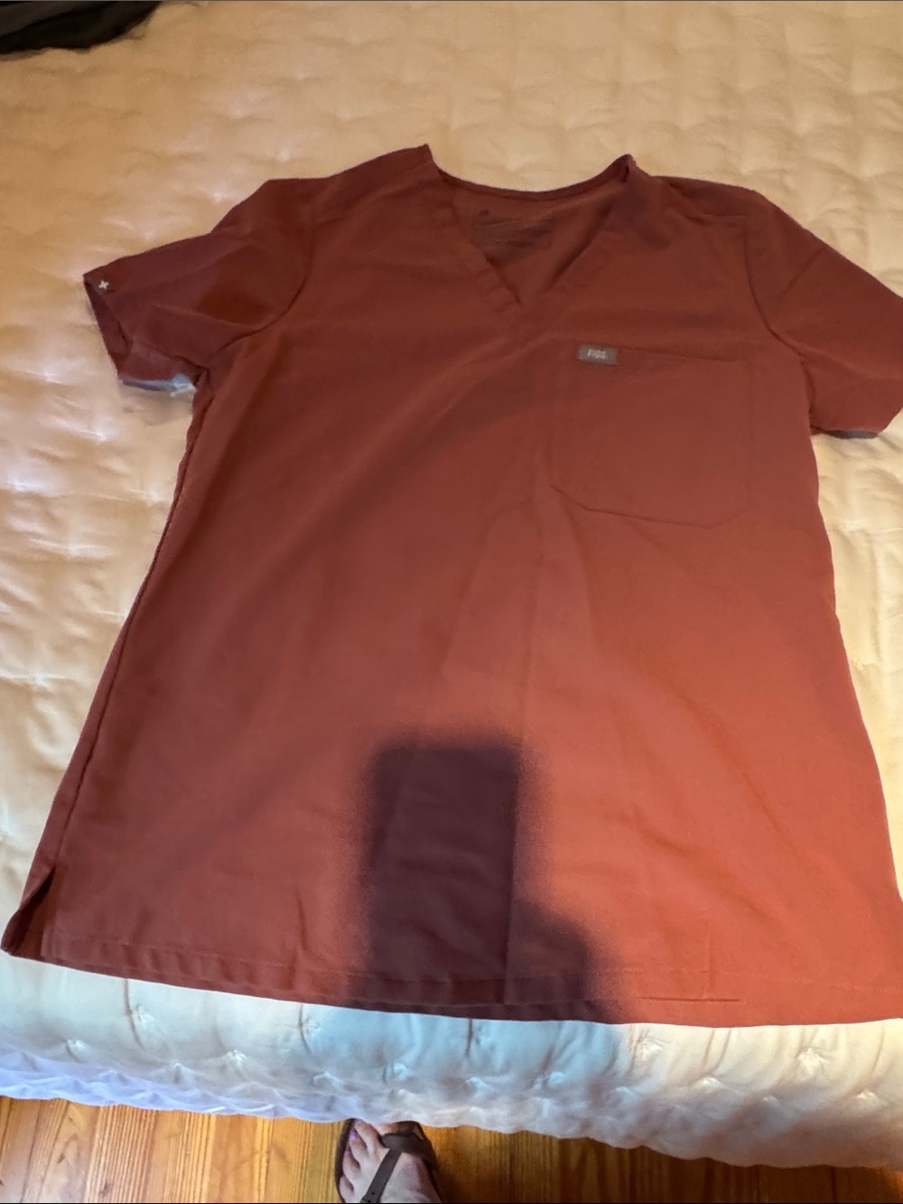 Figs Women’s scrub top in mauve